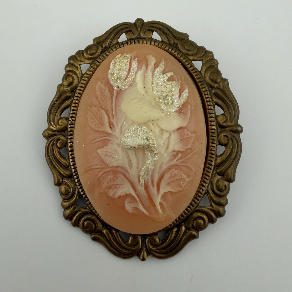 Vintage Floral Cameo Brooch Peach Cream Gold Tone Ornate Resin Pin 2"
